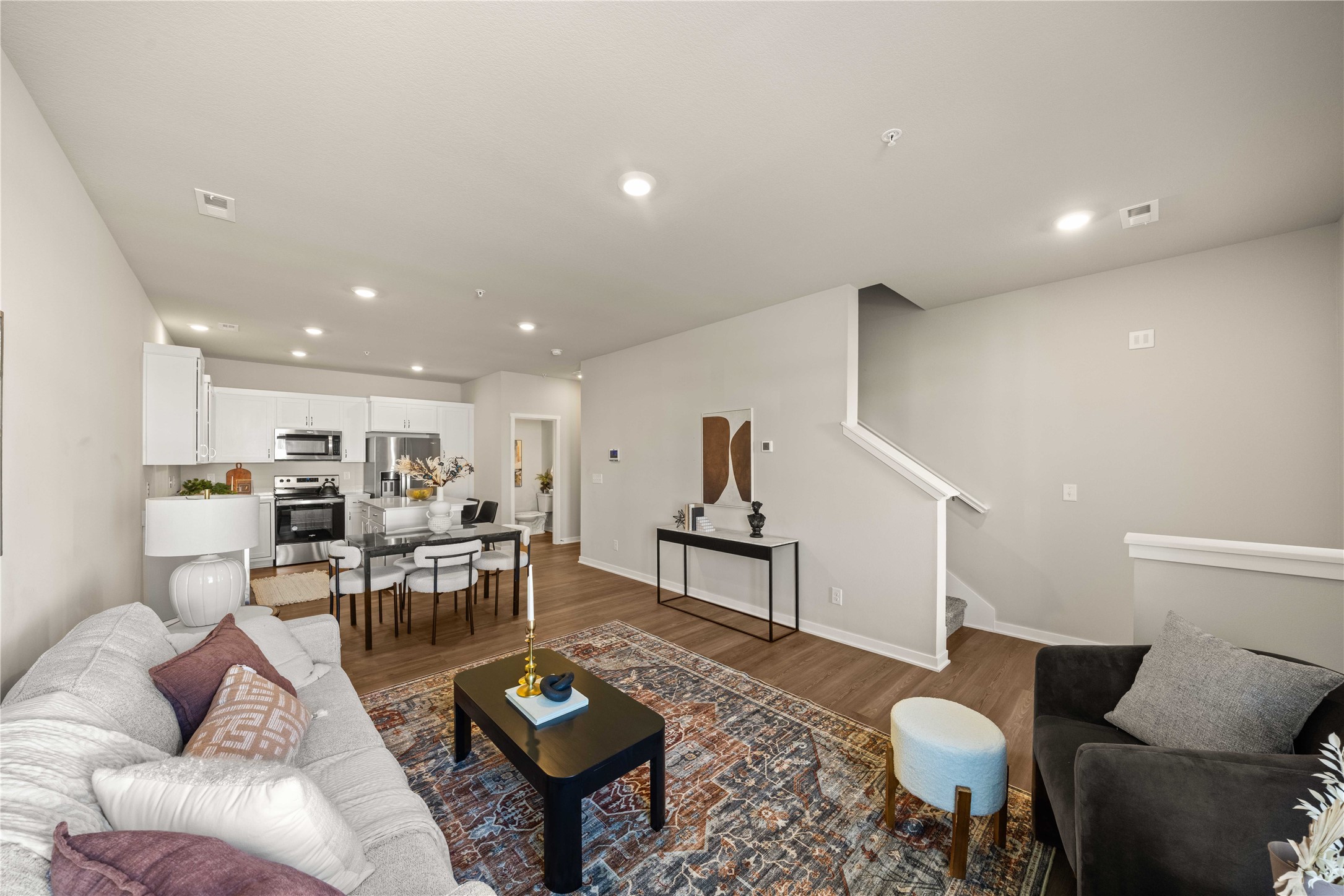 9556 Crestview Drive