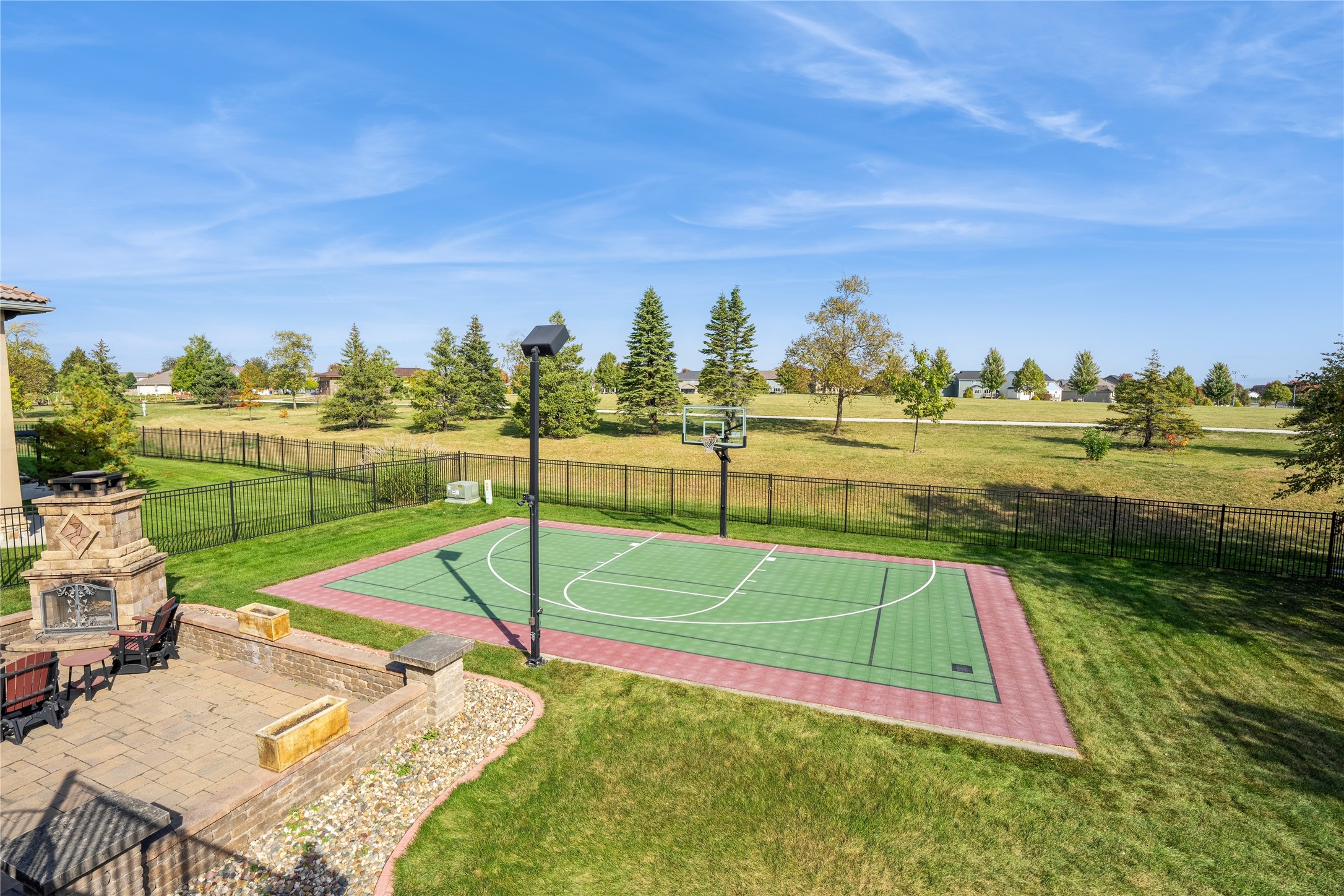 1595 SE Hawthorne Ridge Drive, Waukee, Iowa image 35