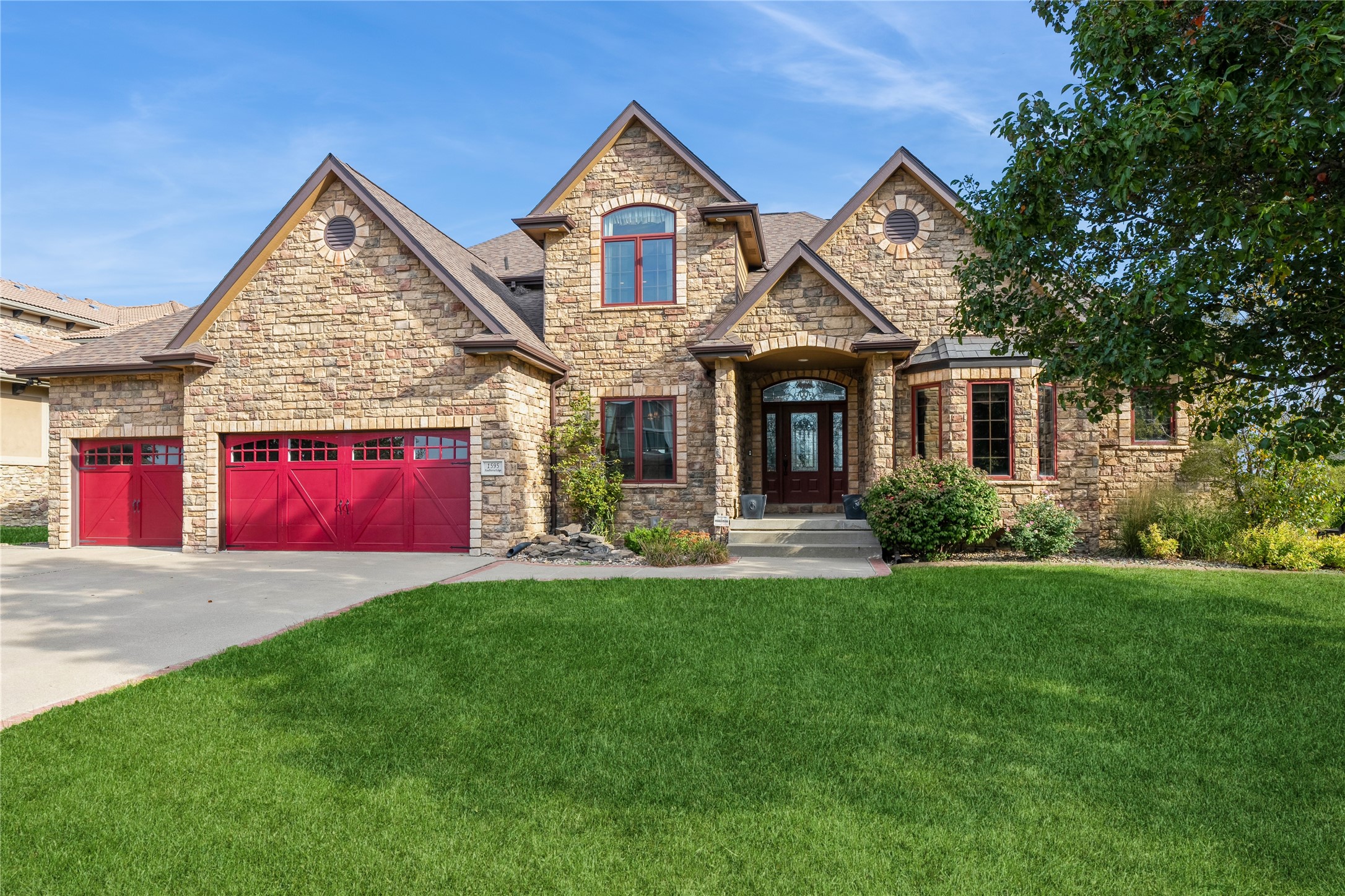 1595 SE Hawthorne Ridge Drive, Waukee, Iowa image 1