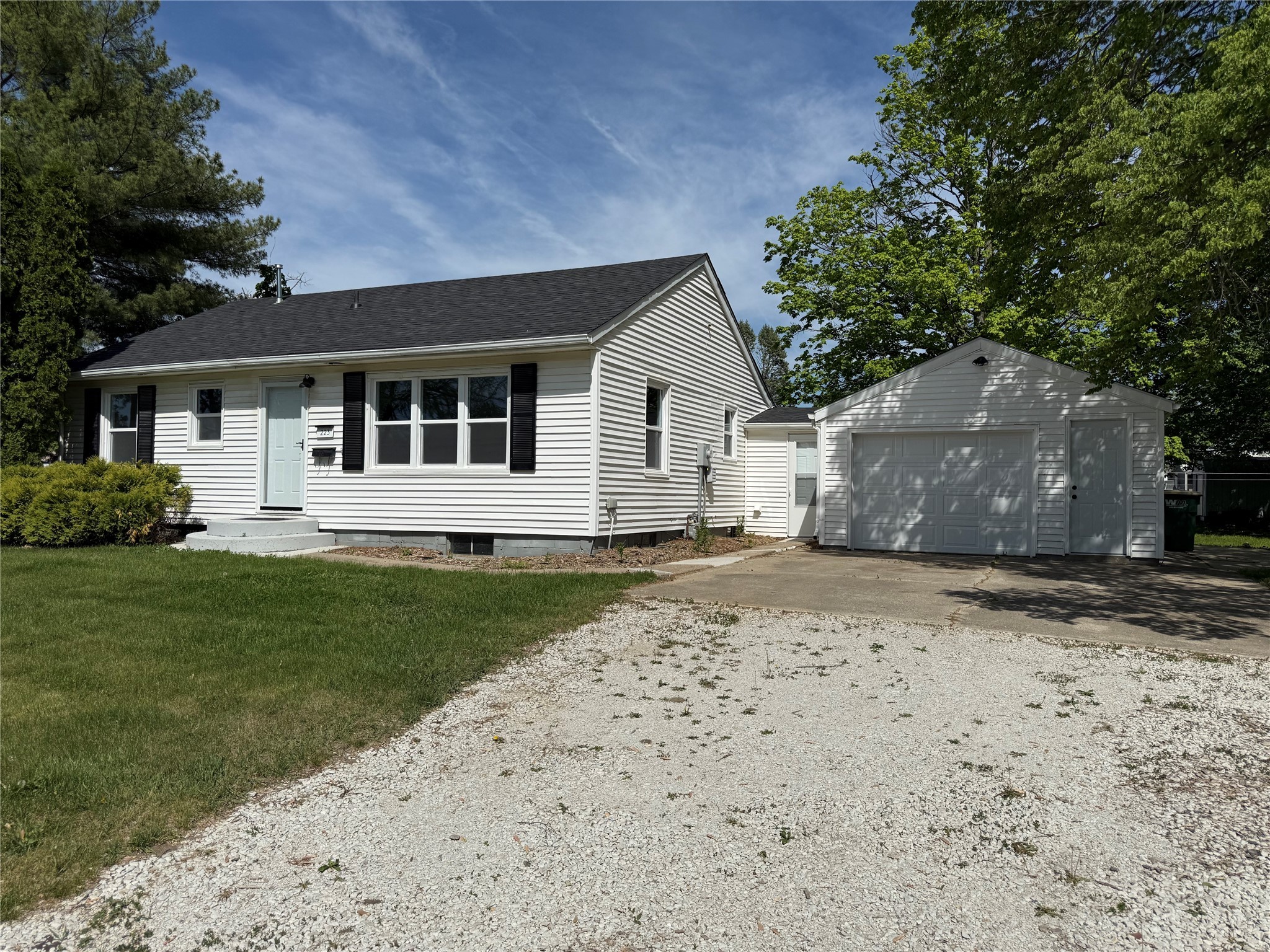 223 N 8th Street, Winterset, Iowa image 1