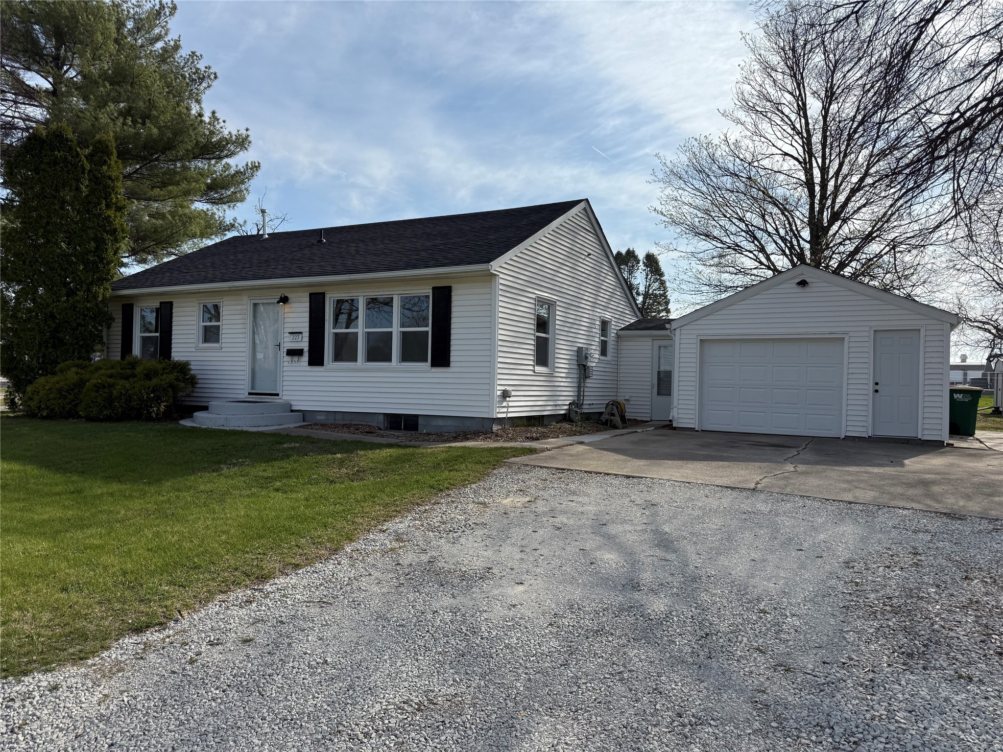 223 N 8th Street, Winterset, Iowa image 1