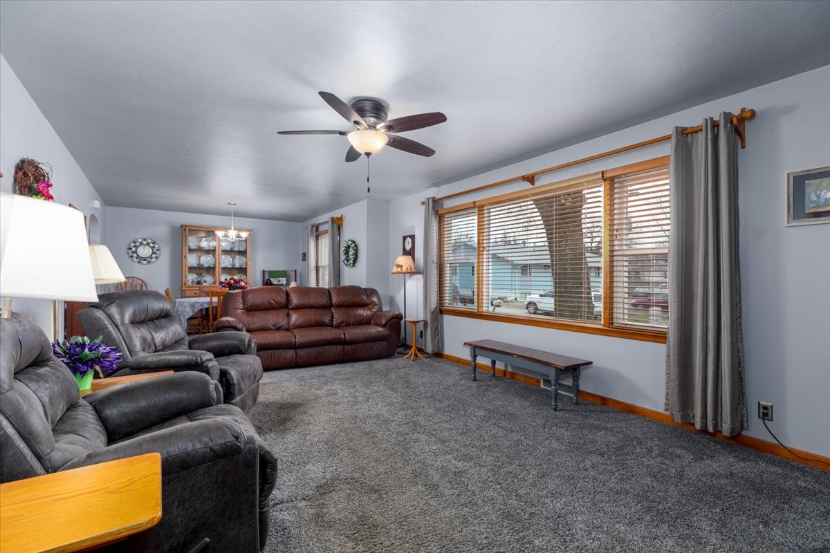 506 Adams Street, Brooklyn, Iowa image 6