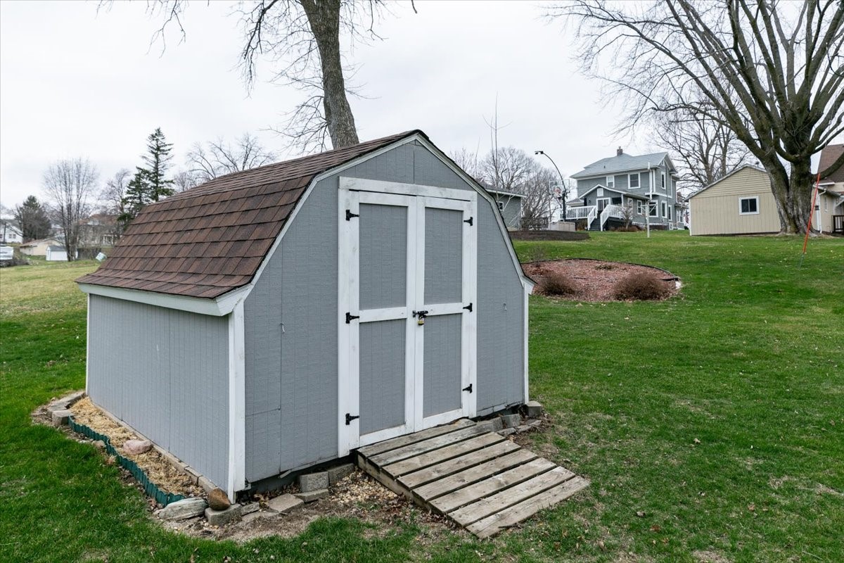 506 Adams Street, Brooklyn, Iowa image 28