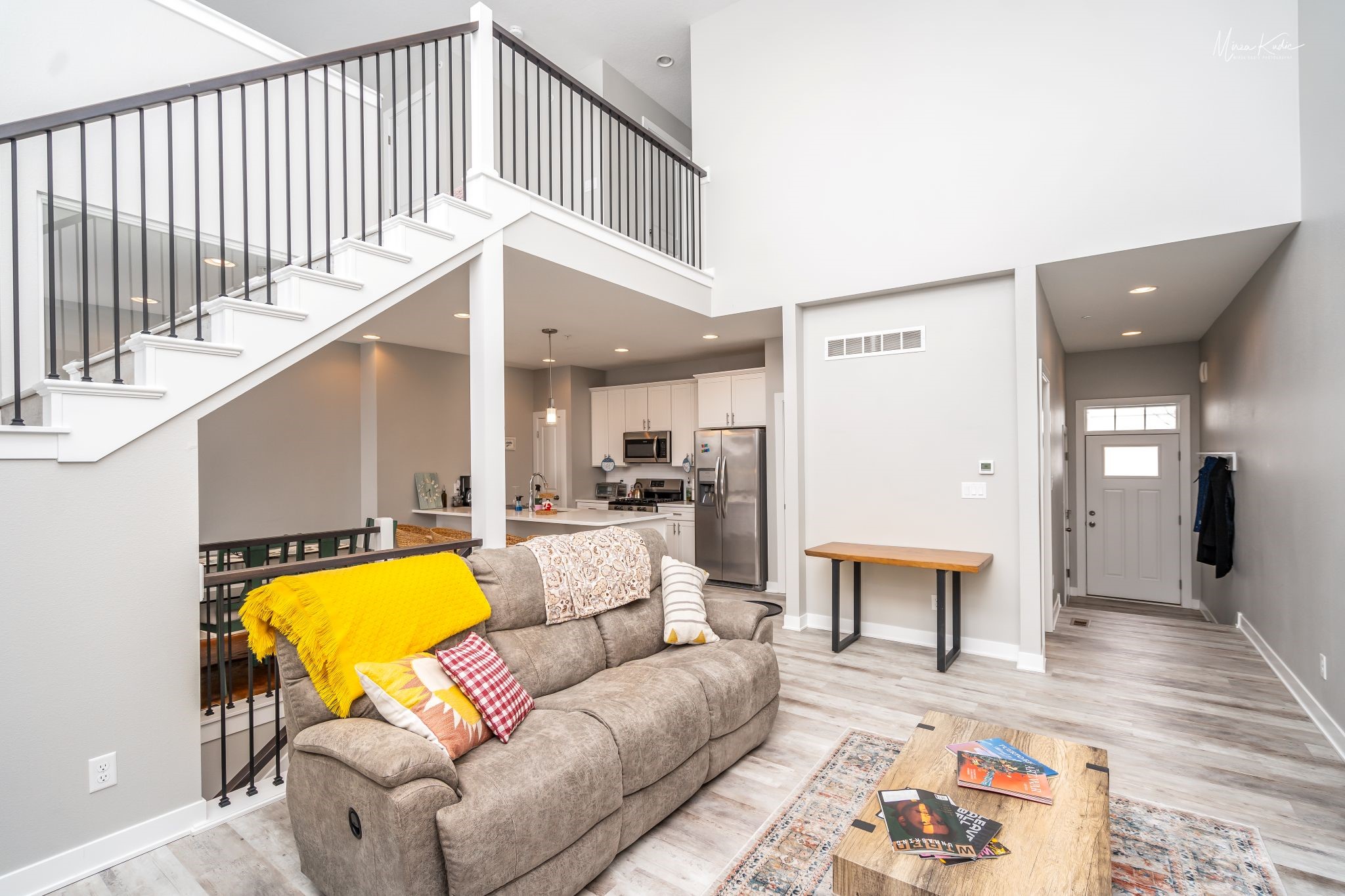 1516 NE Mocking Bird Lane