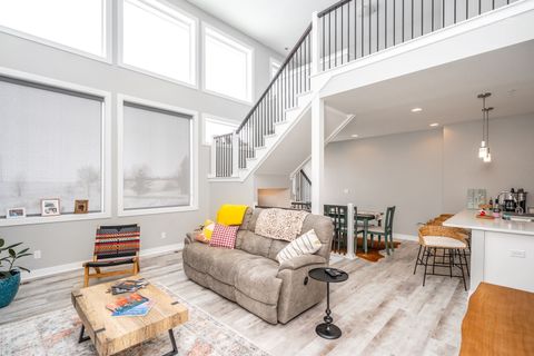 Condo For Sale - 1516 NE Mocking Bird Lane<br/> Grimes, IA 50111