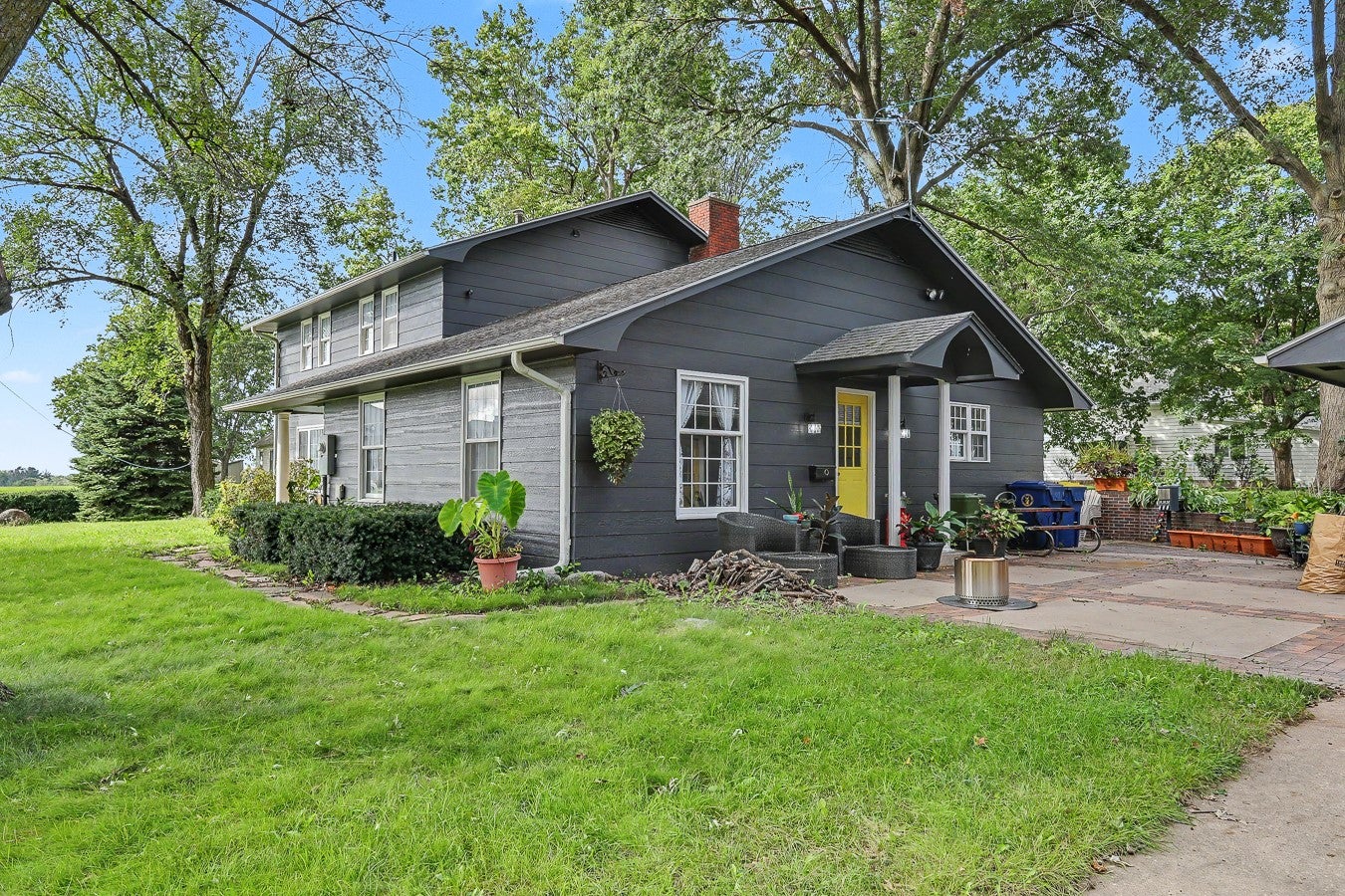 303 Central Drive
