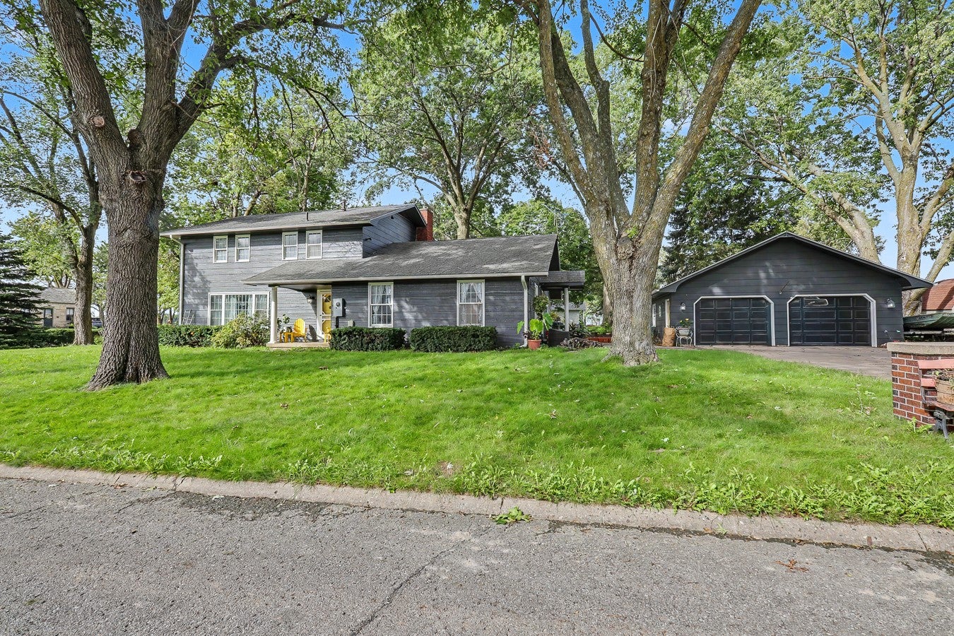 303 Central Drive