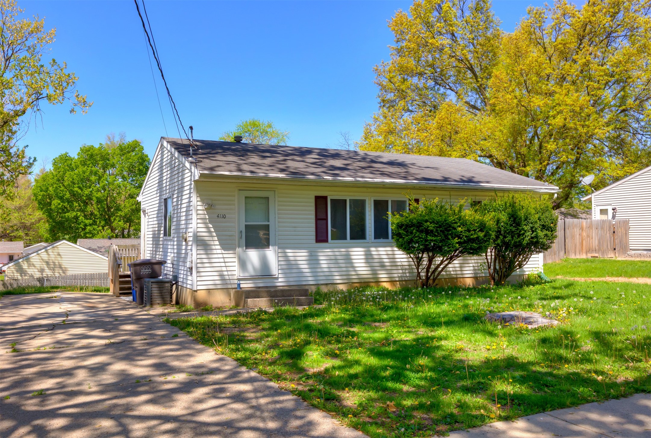 4110 SE 11th Street, Des Moines, Iowa image 1