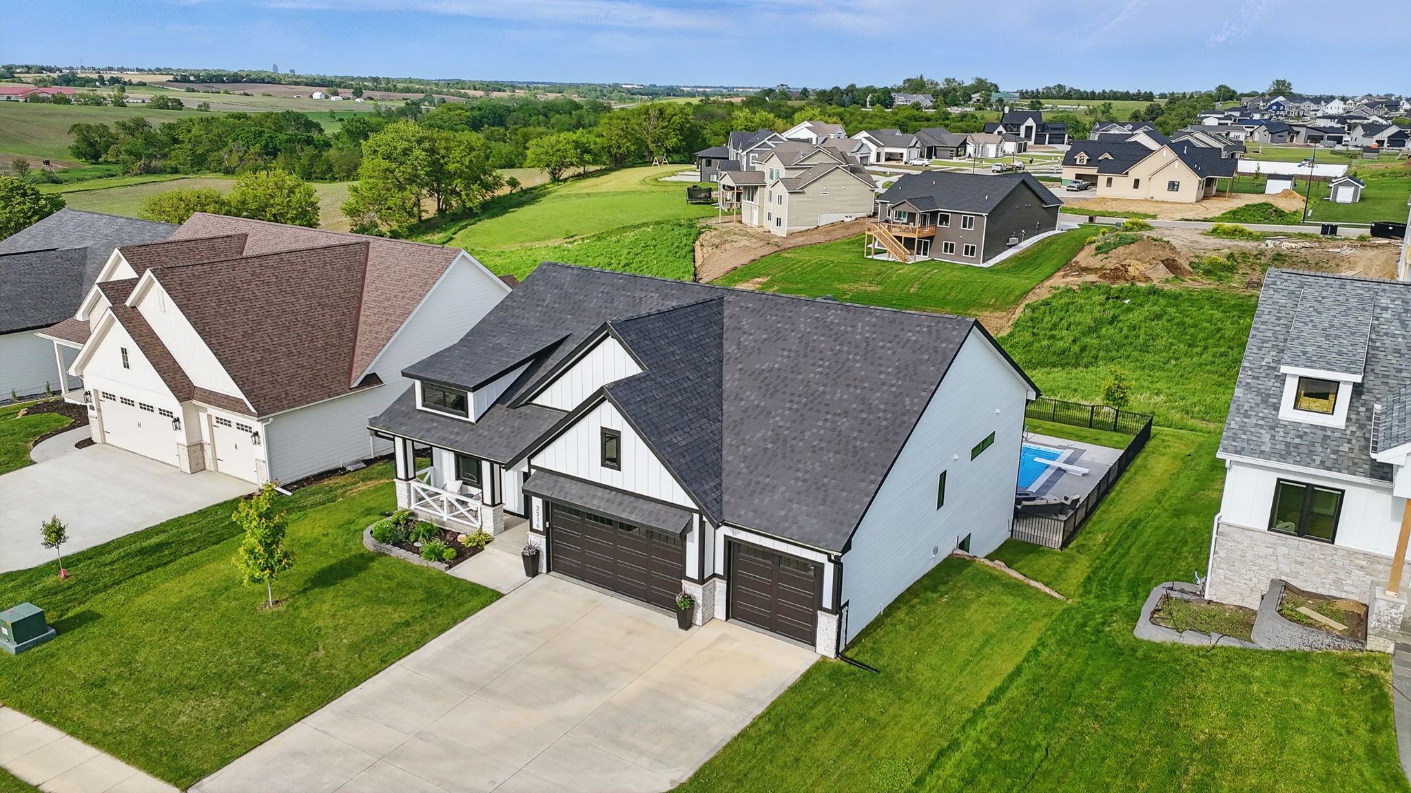 2216 Timberview Drive, Norwalk, Iowa image 35