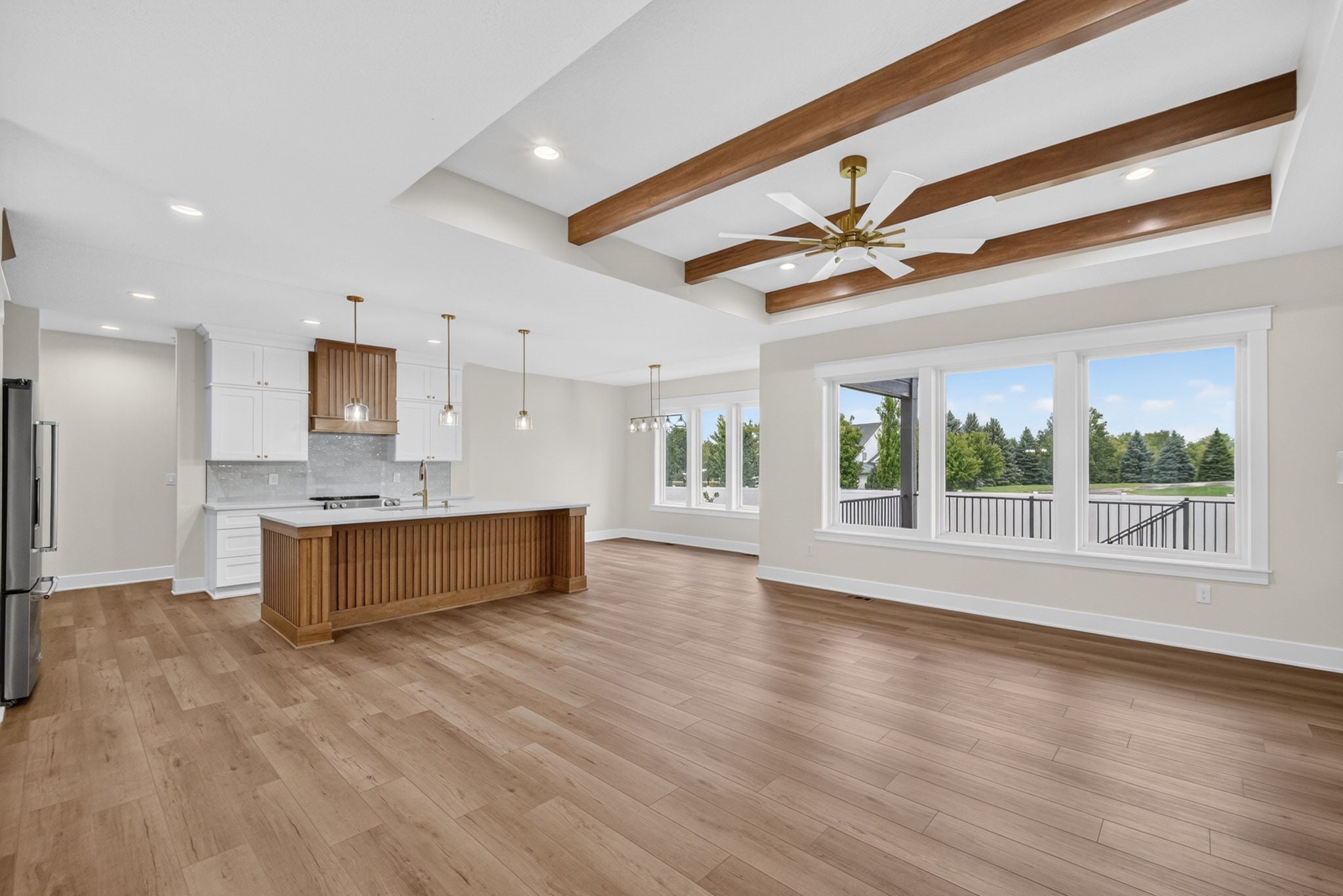 255 NW Woodmoor Drive