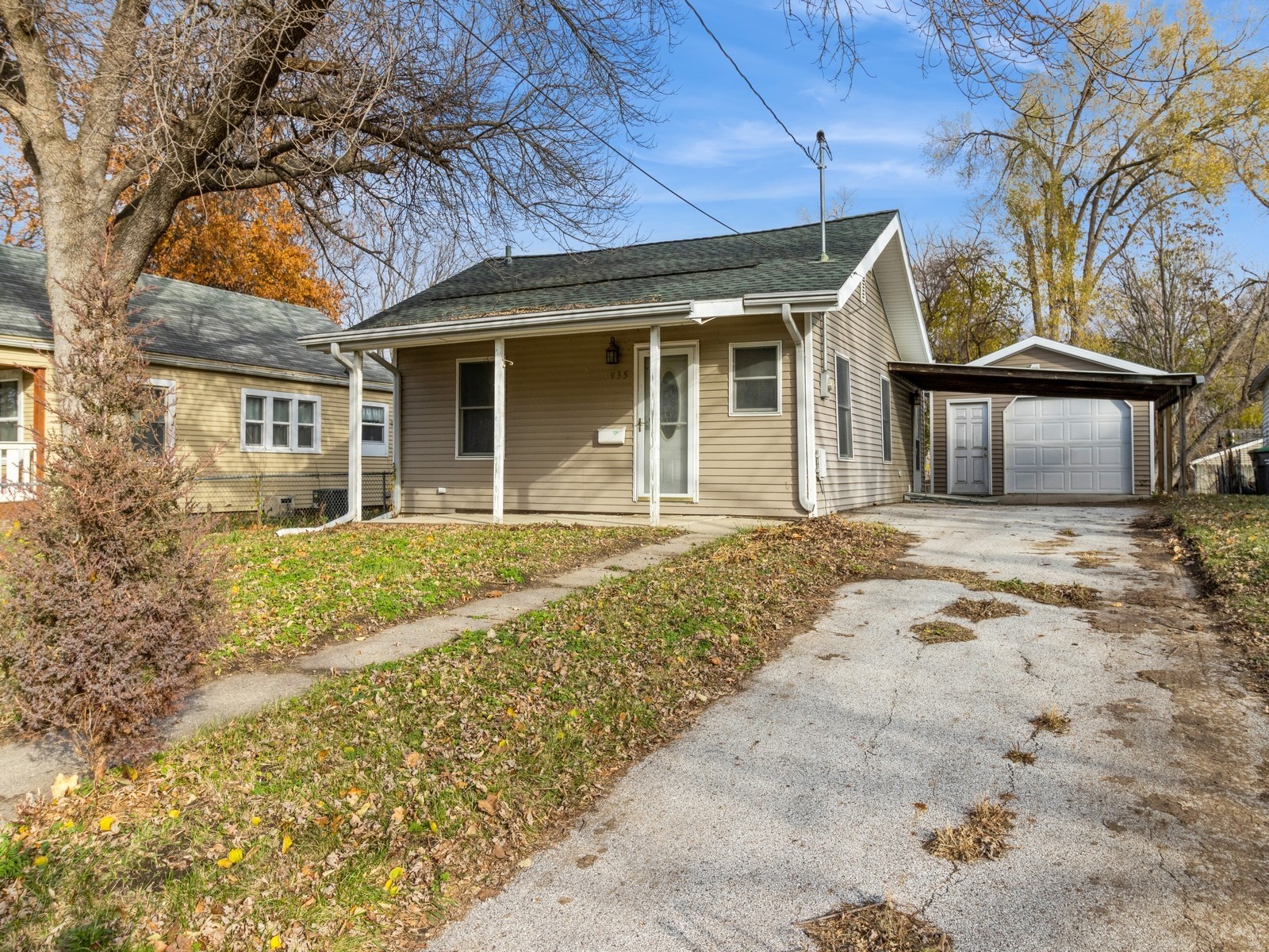 3935 5th Avenue, Des Moines, Iowa image 2