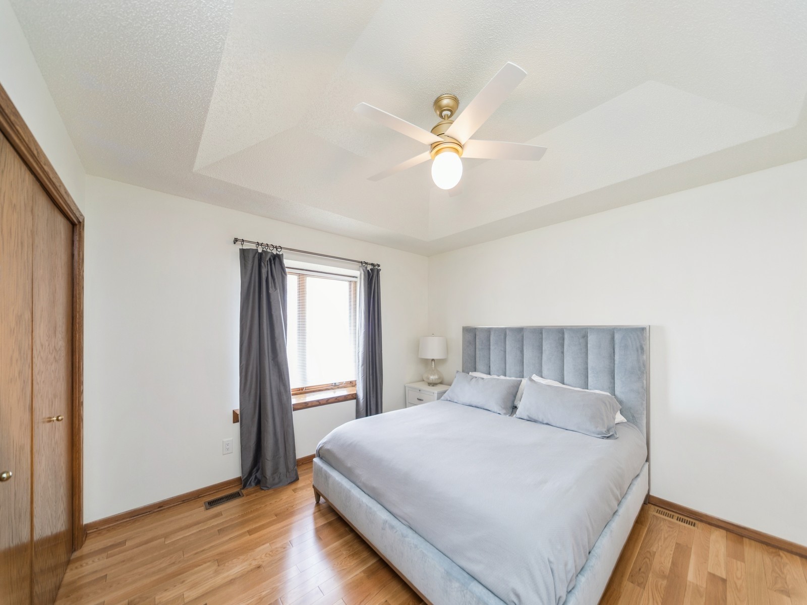 10674 Elmcrest Drive, Clive, Iowa image 26