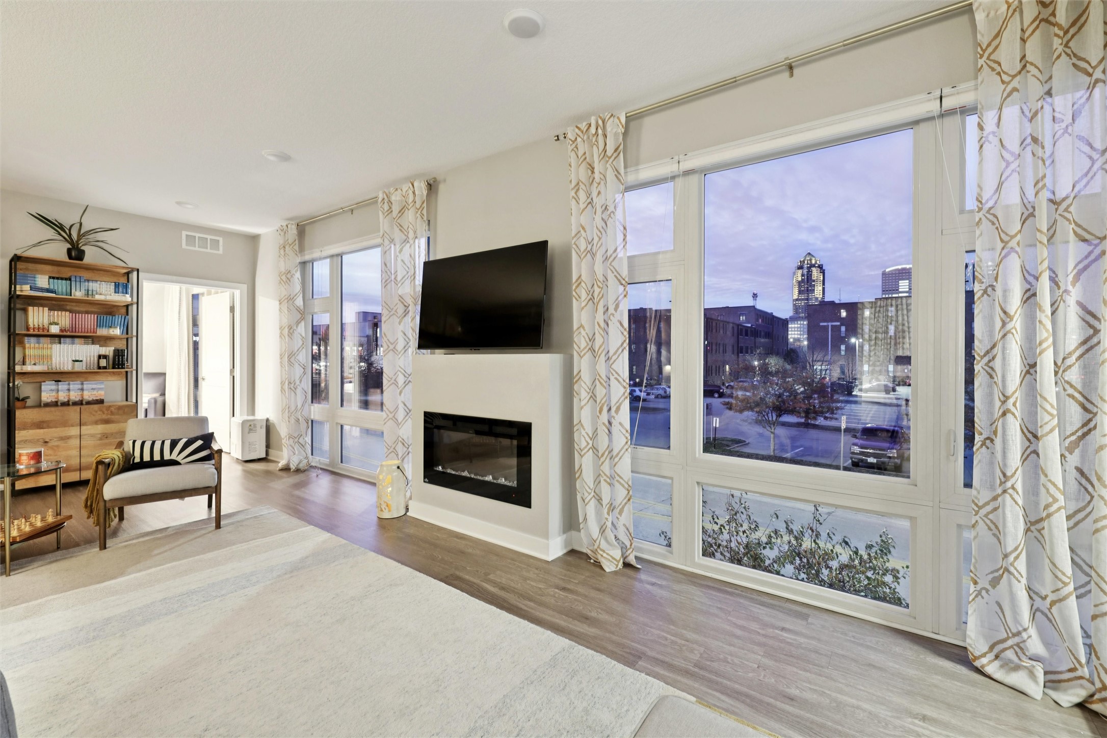 400 SW 7th Street 210