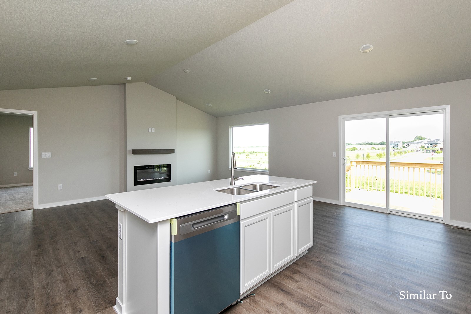 16520 Ironwood Lane, Urbandale, Iowa image 19