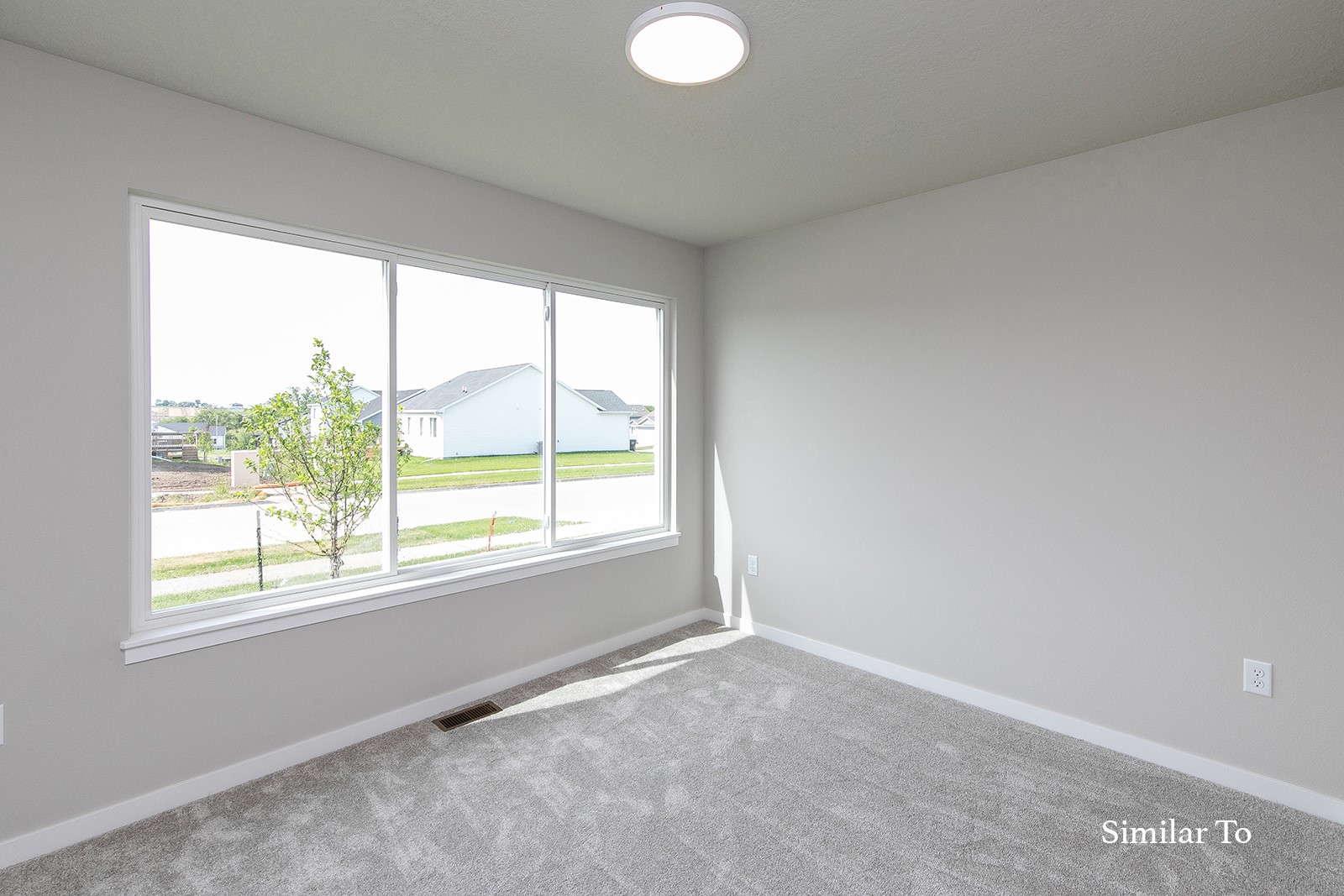 16520 Ironwood Lane, Urbandale, Iowa image 3