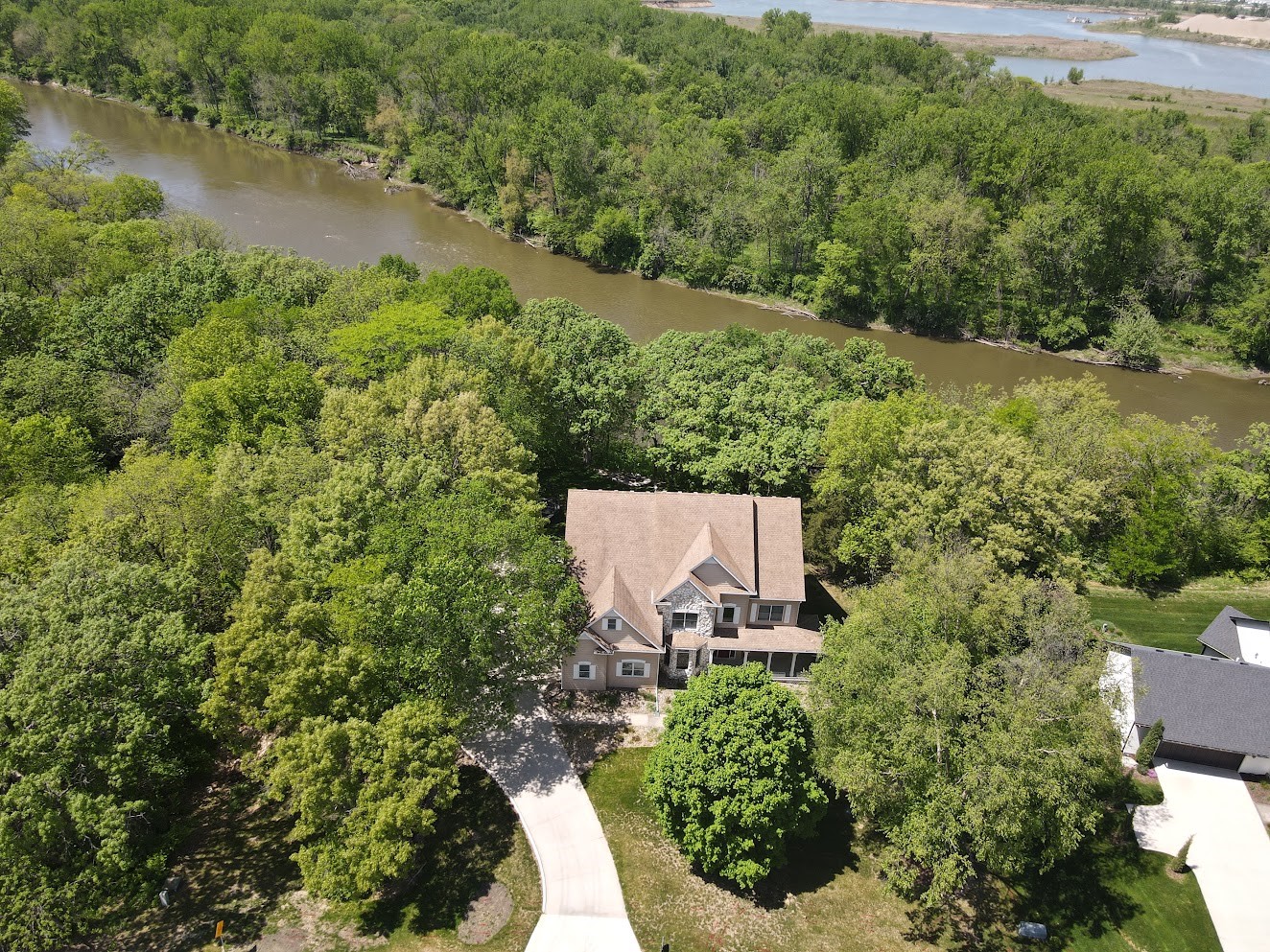 34205 Maffitt Lake Road, Cumming, Iowa image 3