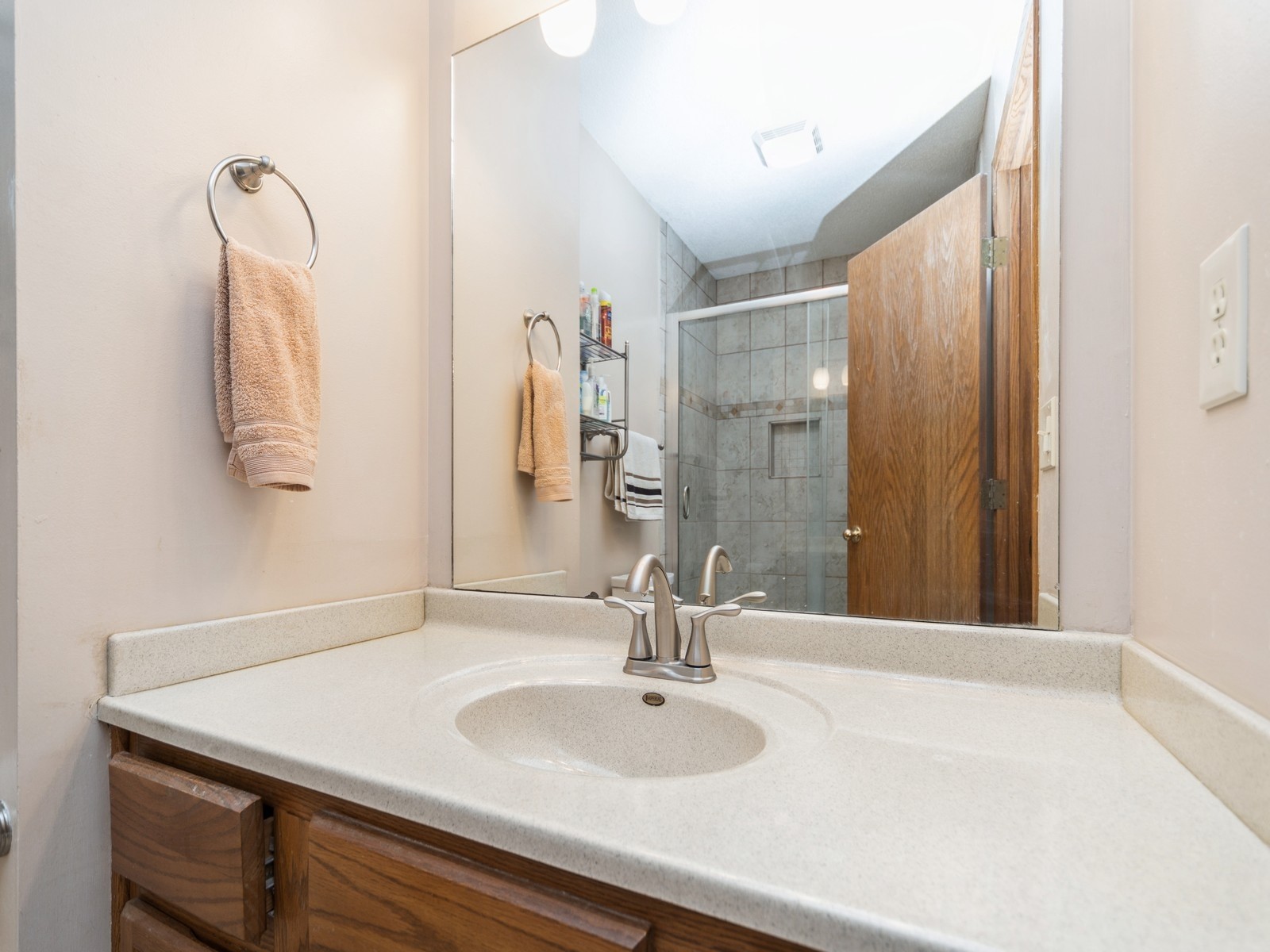 2414 Sandler Drive, Urbandale, Iowa image 18
