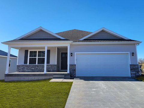 Homes For Sale - 2612 Chan Drive<br/> Adel, IA 50003