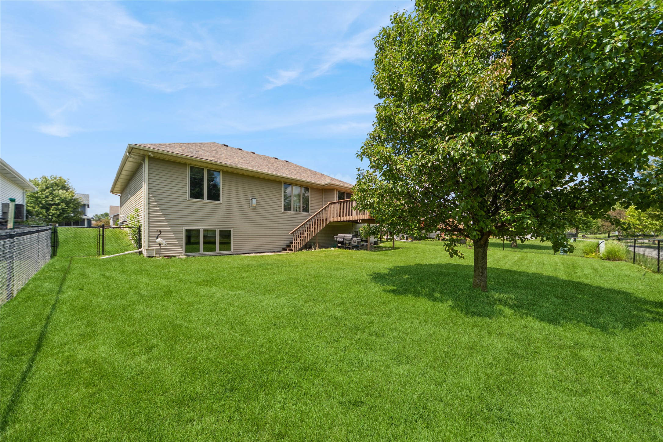 Altoona, Iowa 50009, United States, 3 Bedrooms Bedrooms, ,2 BathroomsBathrooms,Residential,Active,188158