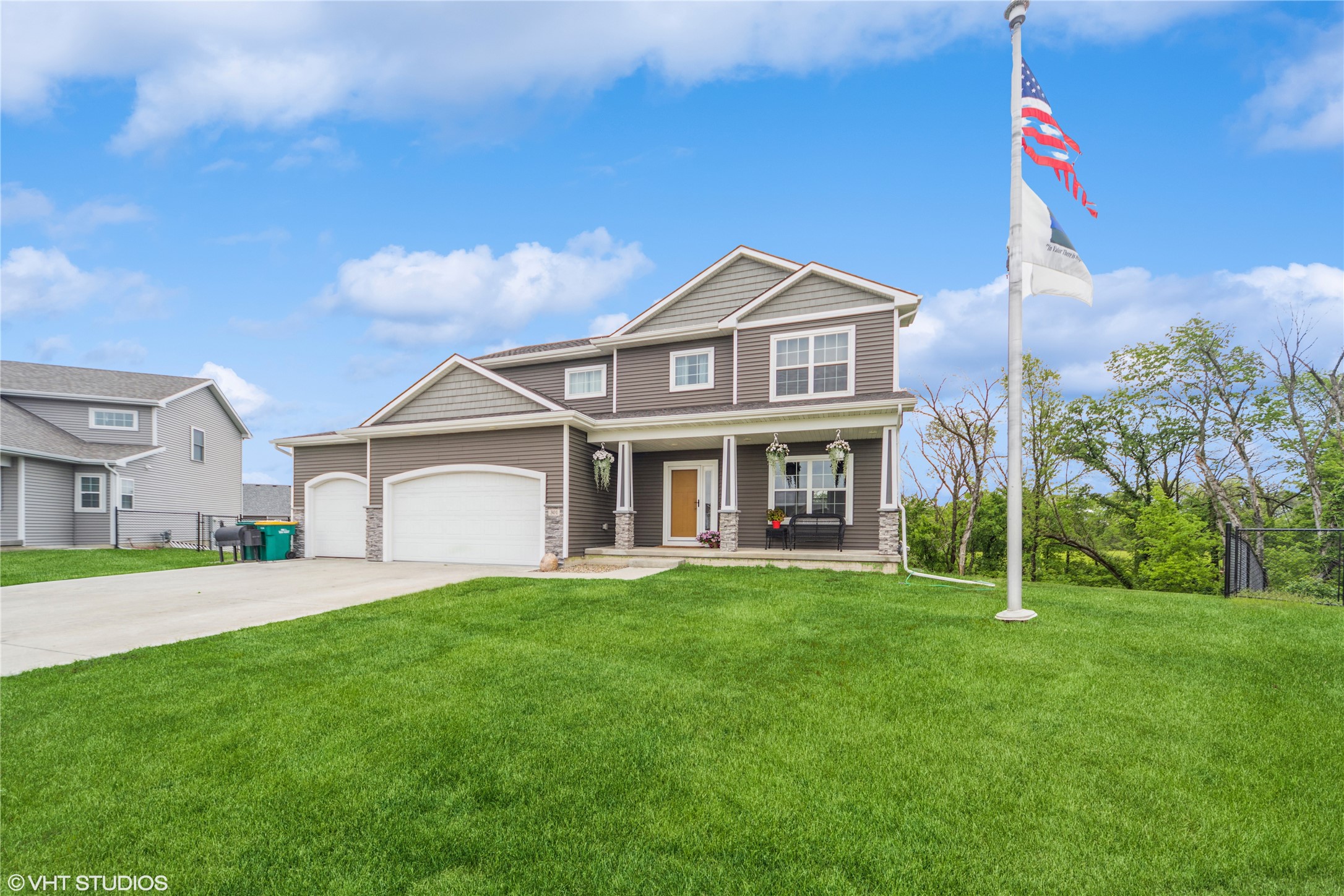301 Magnolia Pointe, Winterset, Iowa image 3