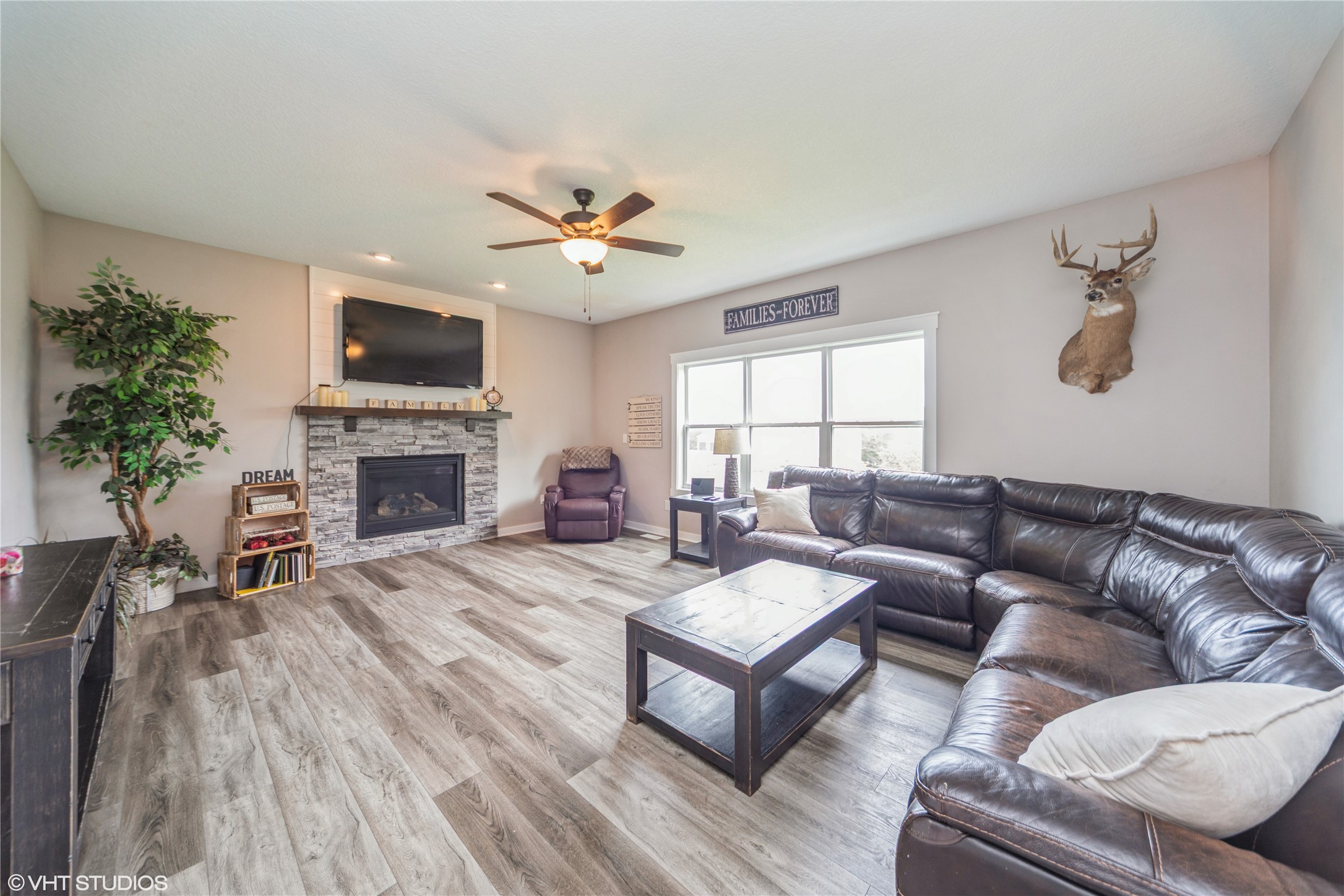 301 Magnolia Pointe, Winterset, Iowa image 11