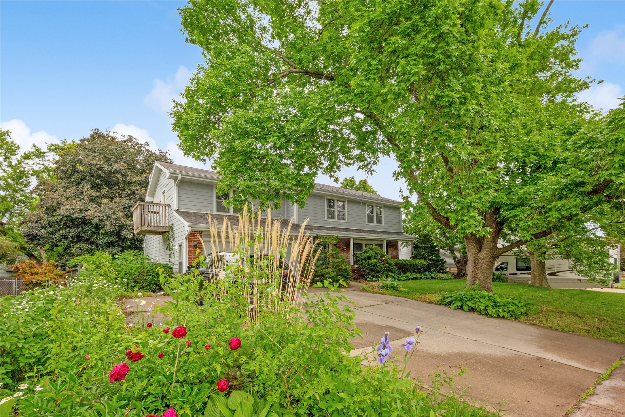 401 39th Street, West Des Moines, Iowa image 2