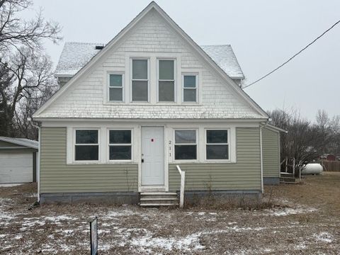 Homes For Sale - 211 2nd Street<br/> Murray, IA 50174