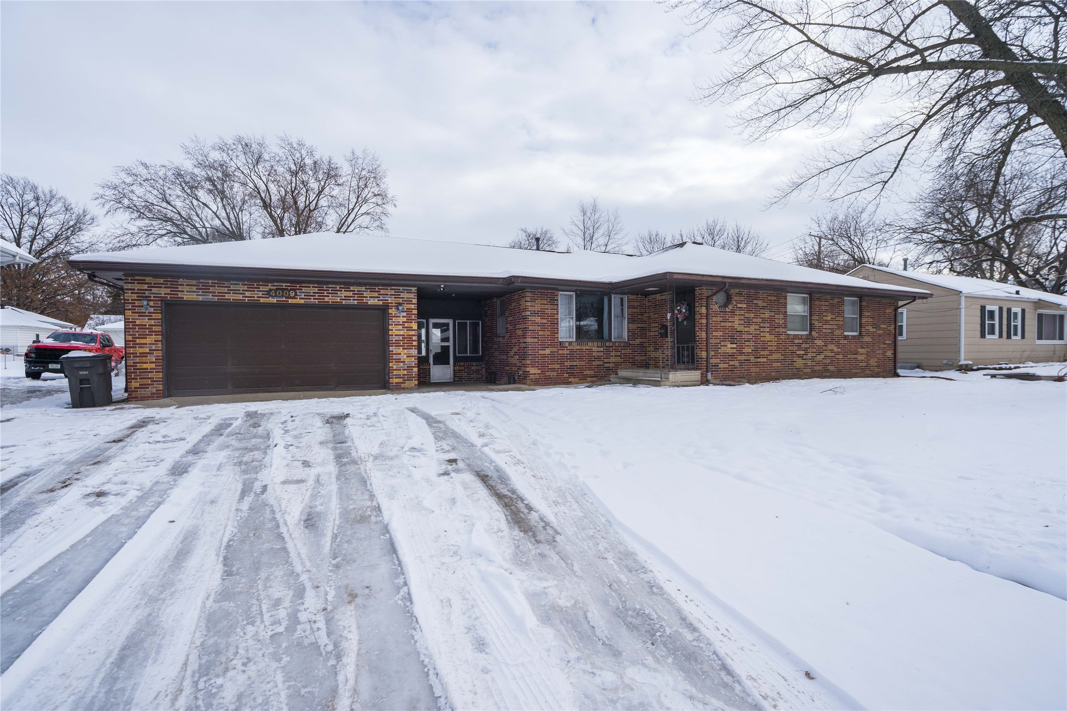 4009 Columbia Street