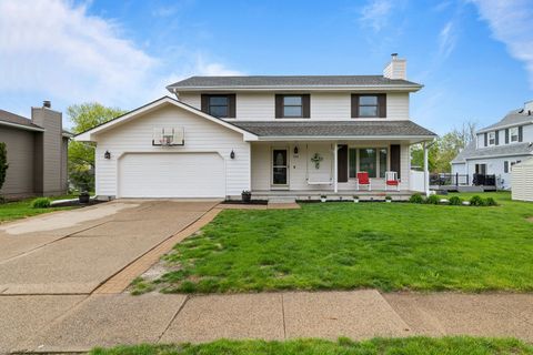 Homes For Sale - 205 NW Applewood Street<br/> Ankeny, IA 50023