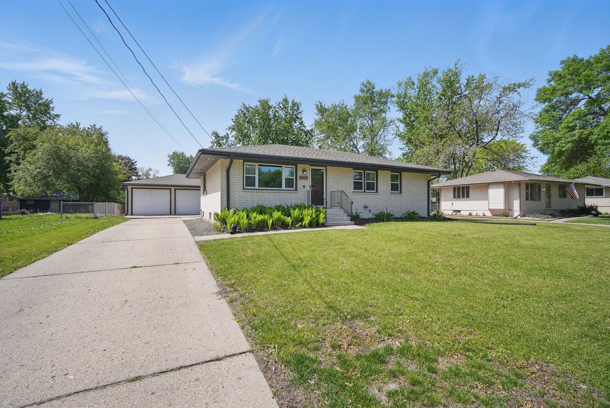 260 Waukee Avenue, Waukee, Iowa image 2