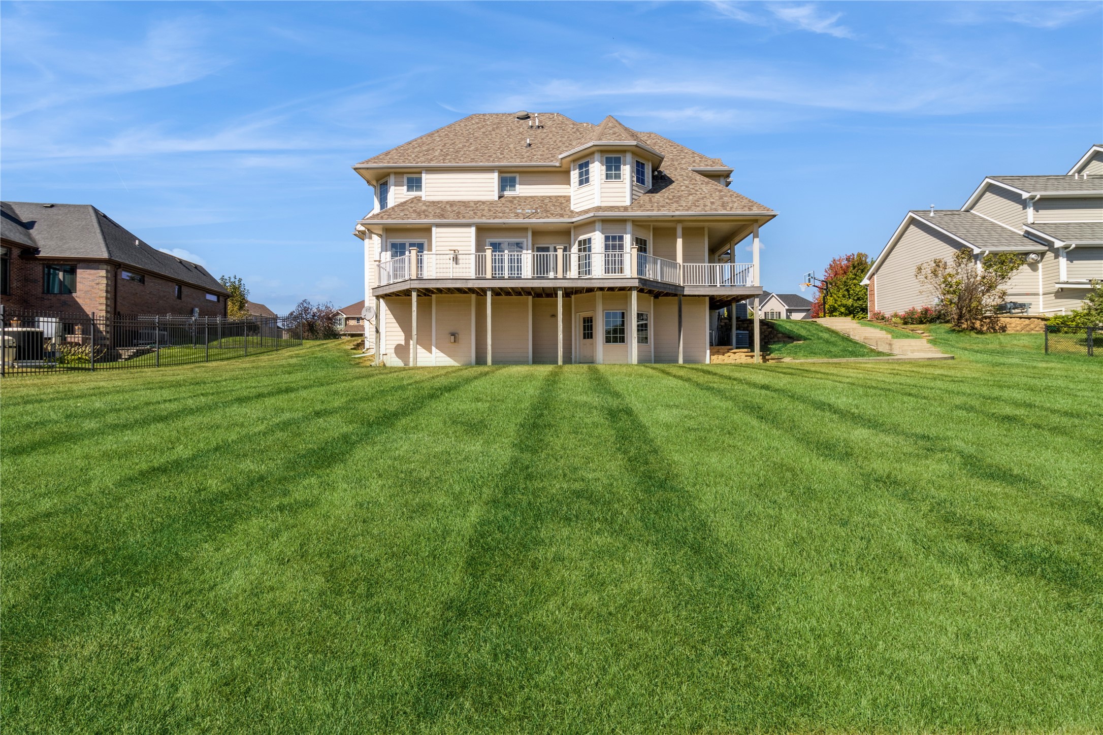 25104 Eagle Vista Drive, Adel, Iowa image 3