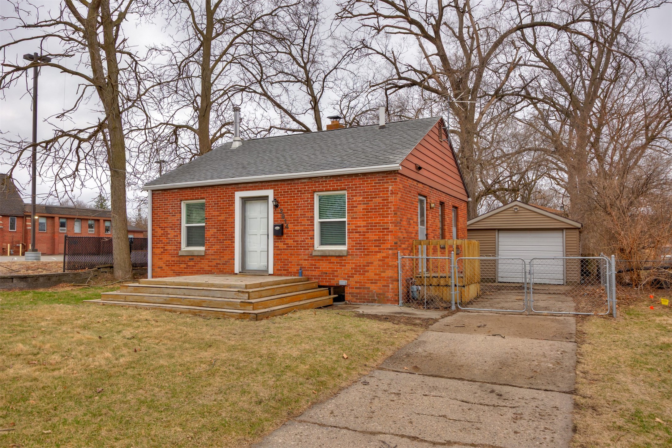 2914 49th Street, Des Moines, Iowa image 1