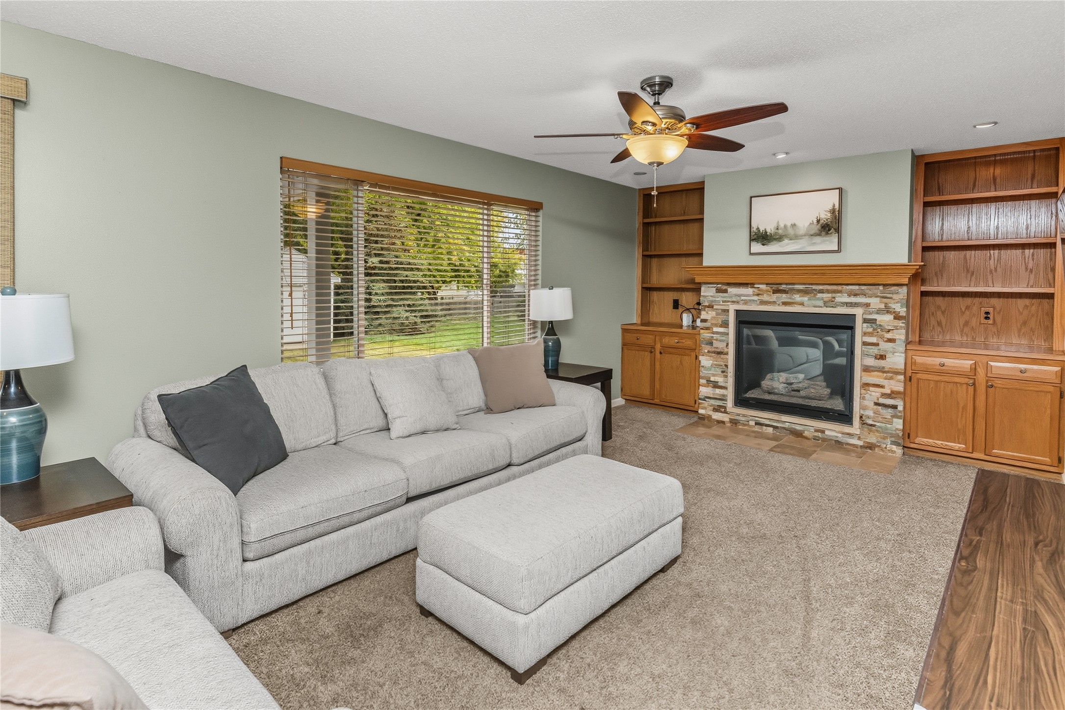 150 SE Crabapple Drive