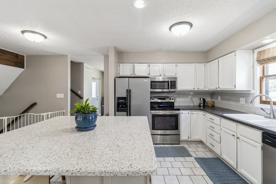 1330 Woodstock Avenue, Ames, Iowa image 11