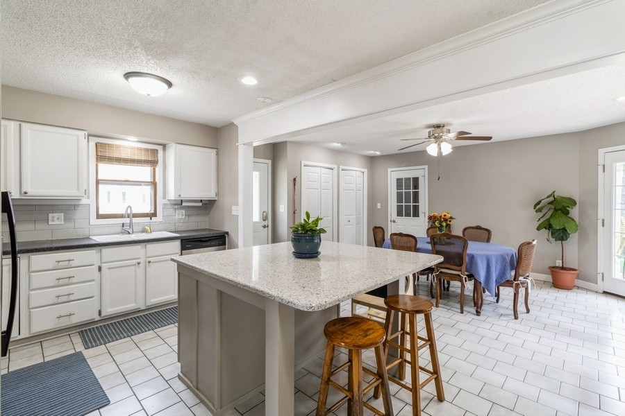 1330 Woodstock Avenue, Ames, Iowa image 14
