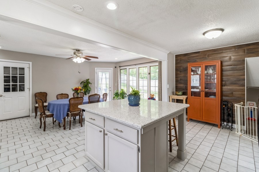 1330 Woodstock Avenue, Ames, Iowa image 13