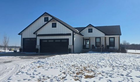 Vacant Land For Sale - 10803 NE 118th Avenue<br/> Maxwell, IA 50161