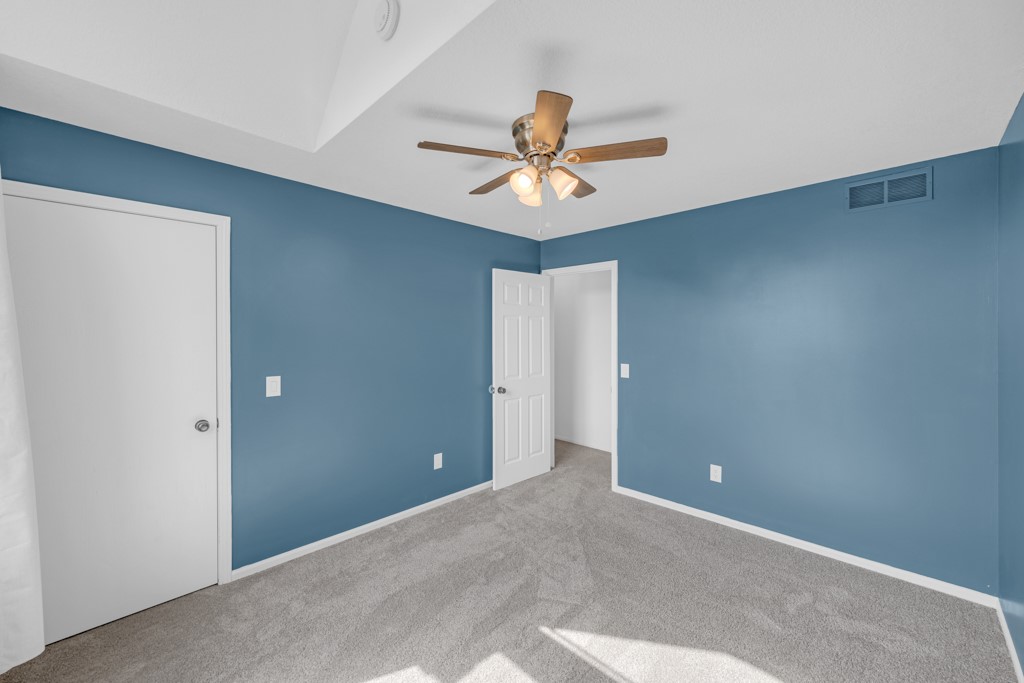 8109 Sharon Drive, Urbandale, Iowa image 26