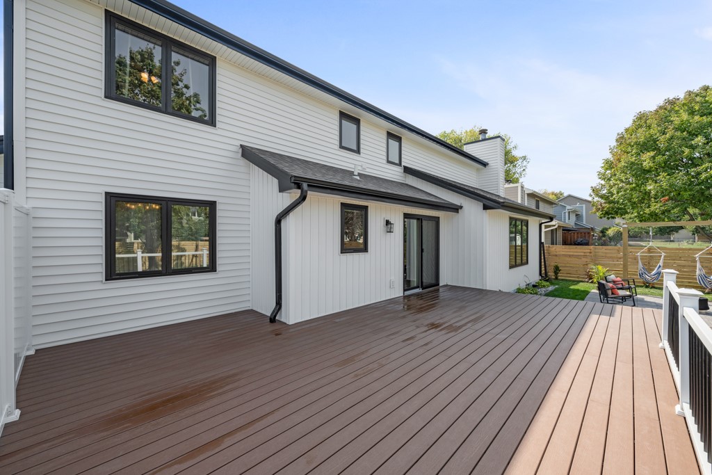 8109 Sharon Drive, Urbandale, Iowa image 12