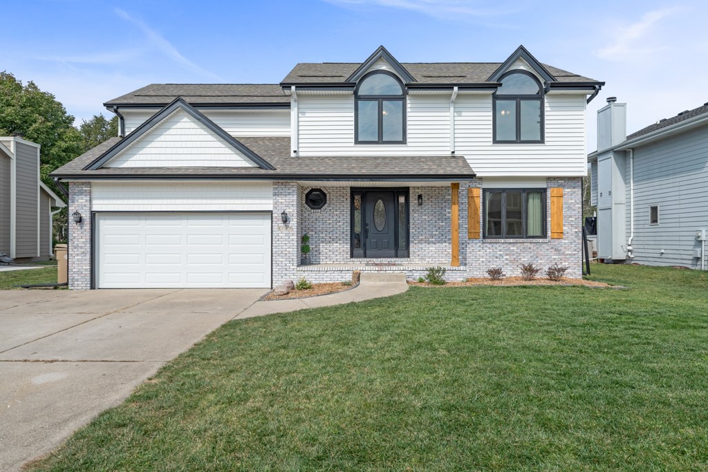 8109 Sharon Drive, Urbandale, Iowa image 7