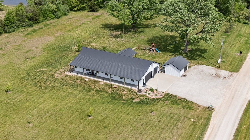 16446 173rd Avenue, Milo, Iowa image 3
