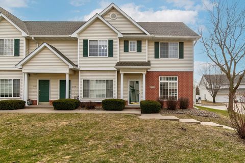 Condo For Sale - 2175 Ridgeview Circle<br/> Clive, IA 50325