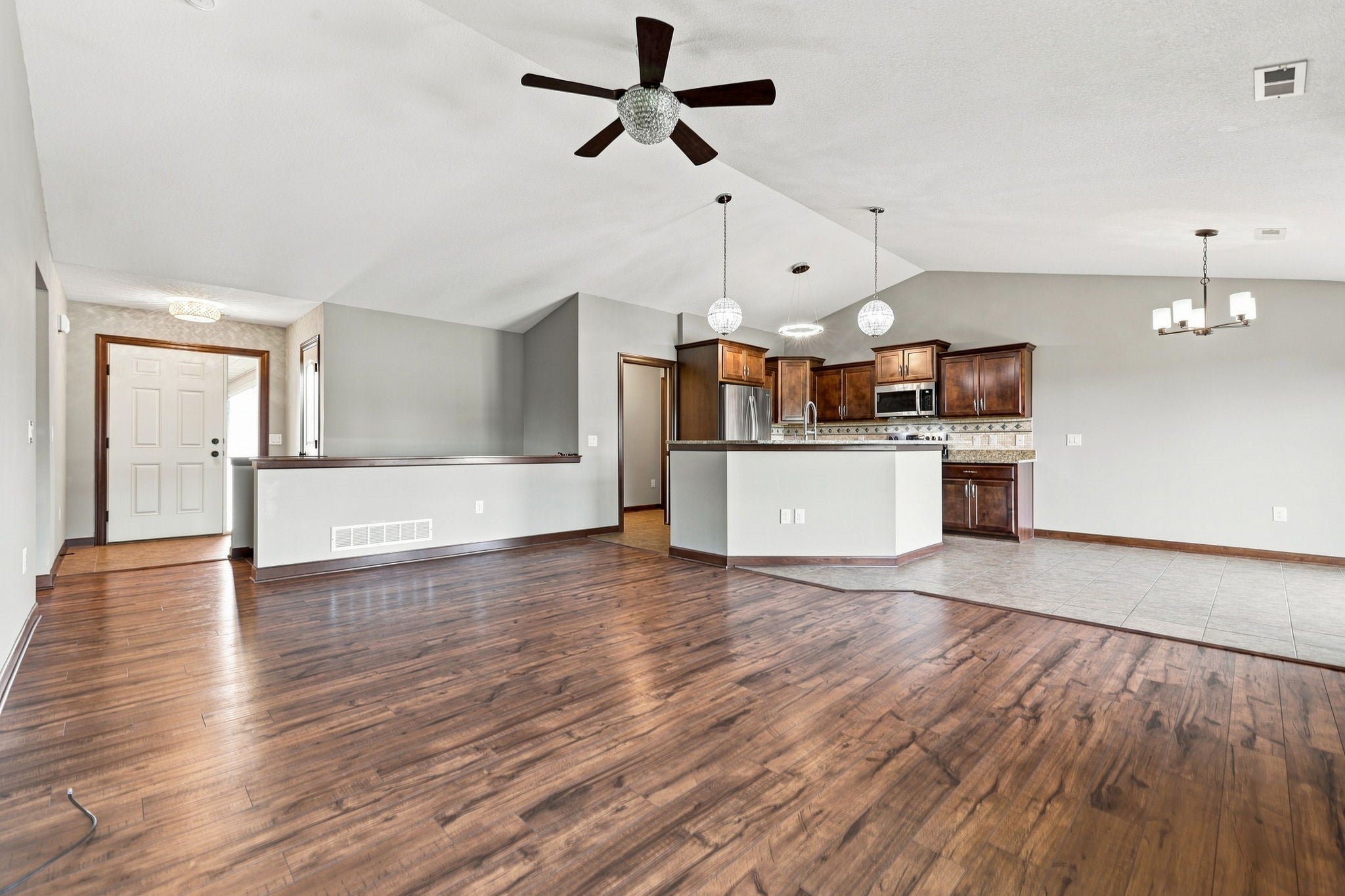 606 NE 47th Street