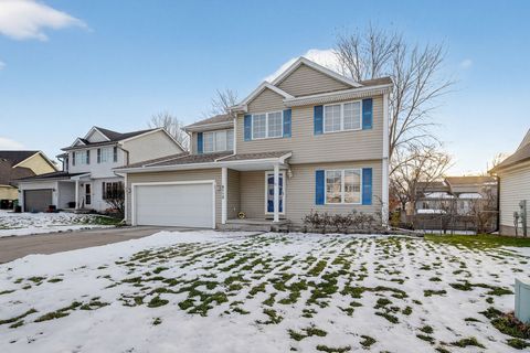 Homes For Sale - 5112 68th Street<br/> Urbandale, IA 50322