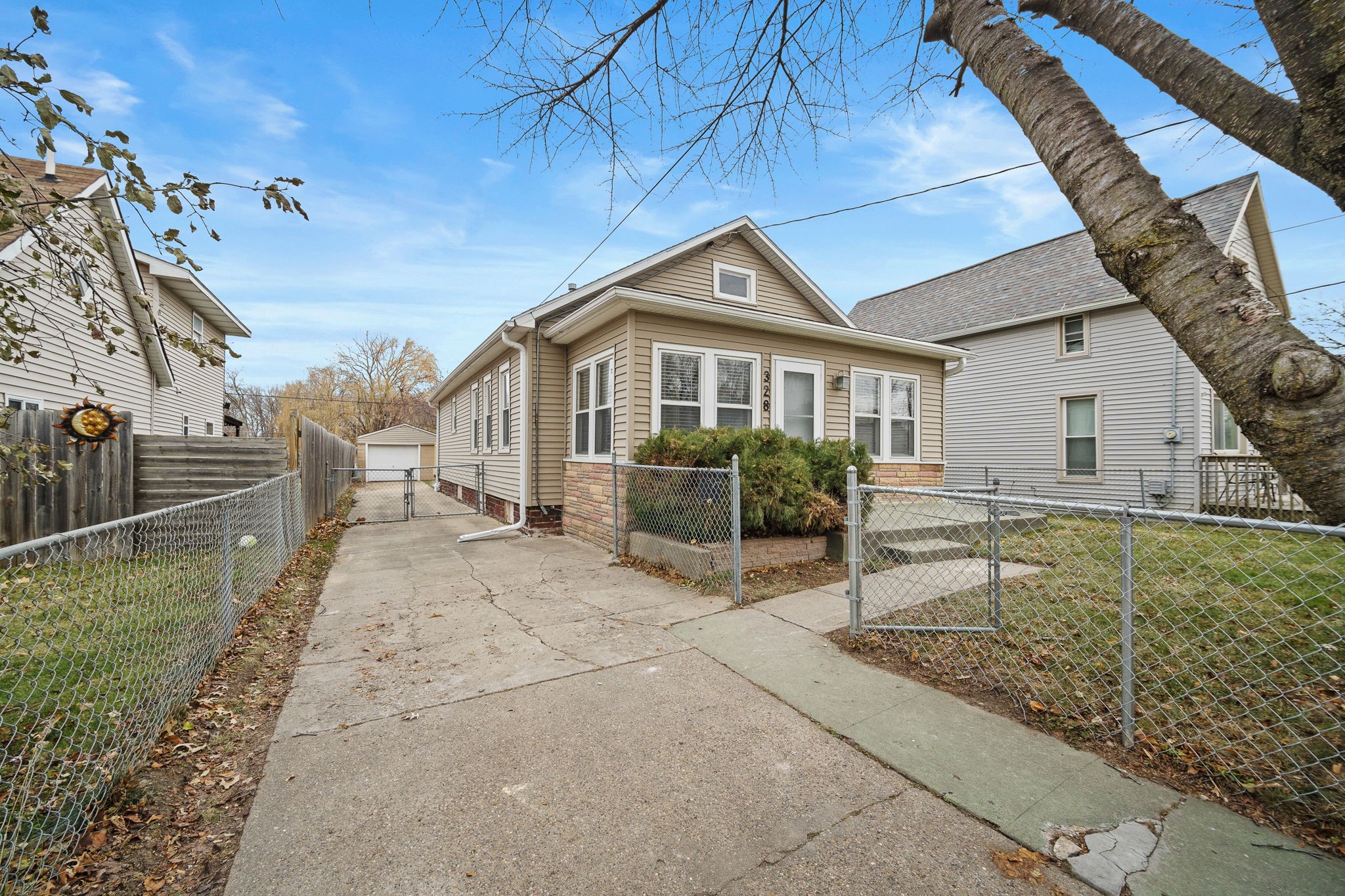 328 E Jackson Avenue, Des Moines, Iowa image 24