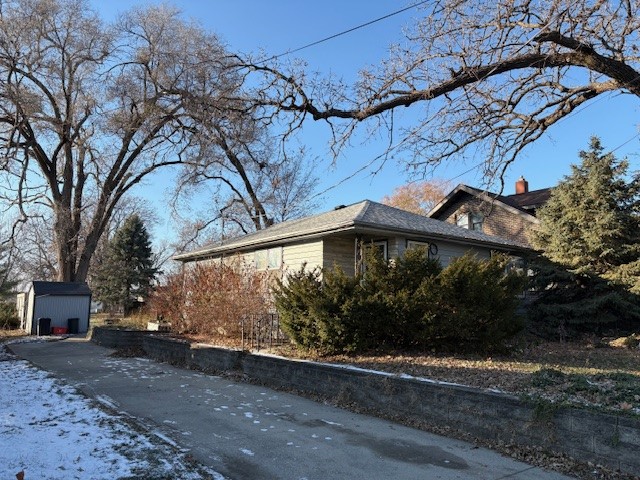 121 W 11th Street, Newton, Iowa image 1