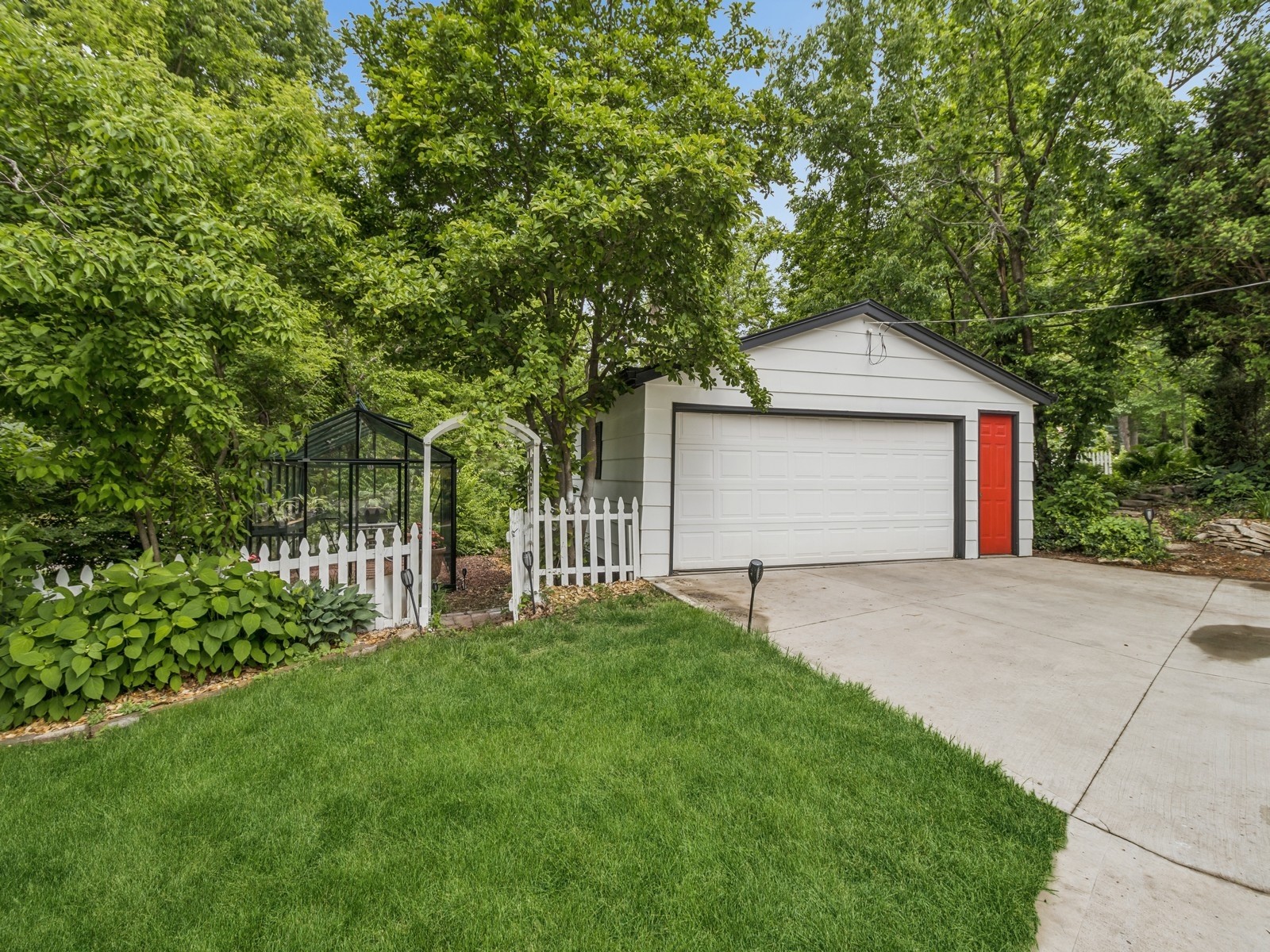 623 Glenview Drive, Des Moines, Iowa image 23