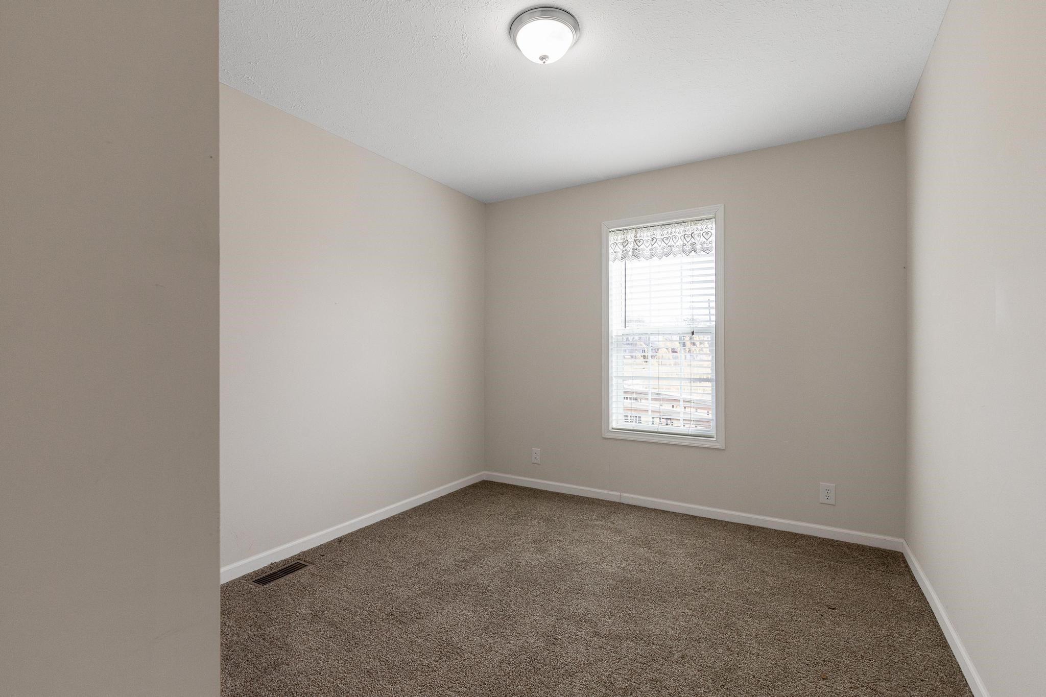 606 Rock Island Street, Harvey, Iowa image 14