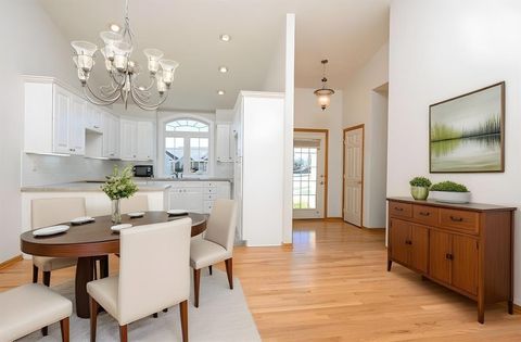 Condo For Sale - 1815 SE Hickory Circle<br/> Waukee, IA 50263