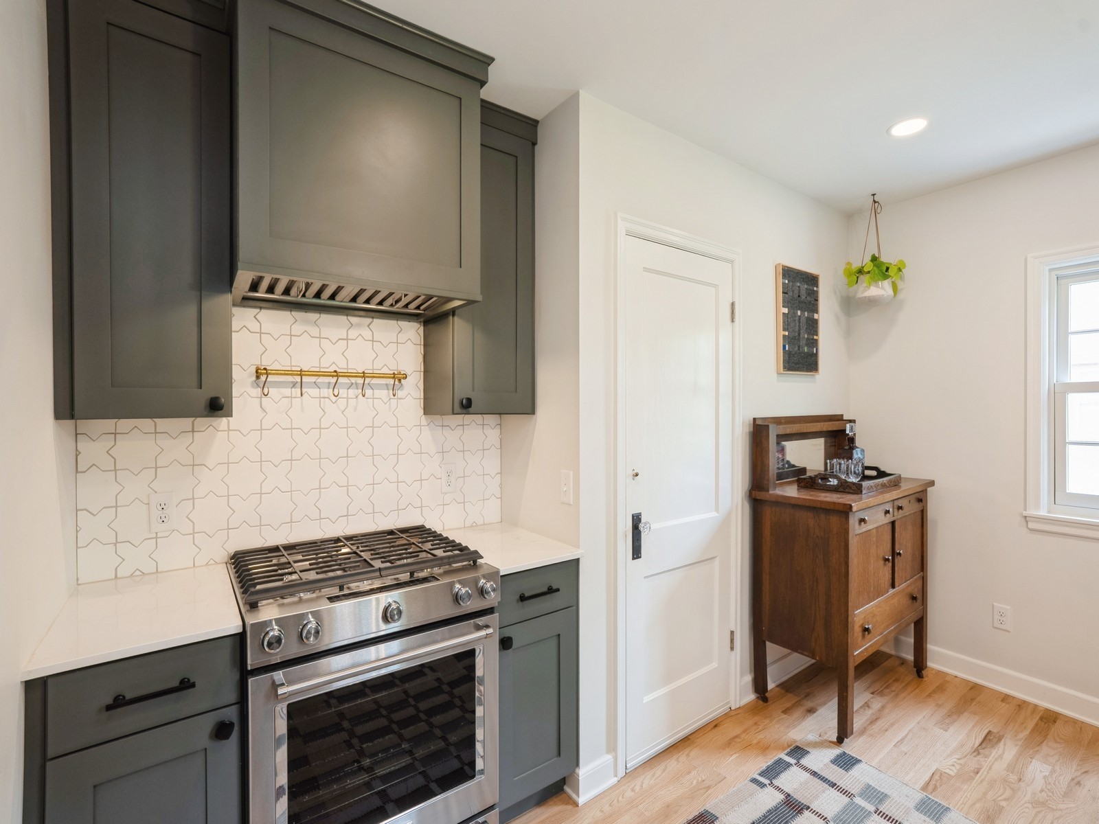 671 48th Street, Des Moines, Iowa image 12